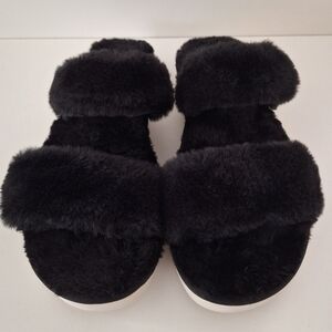 Koolaburra by UGG Fuzz-On faux fur slide sandals